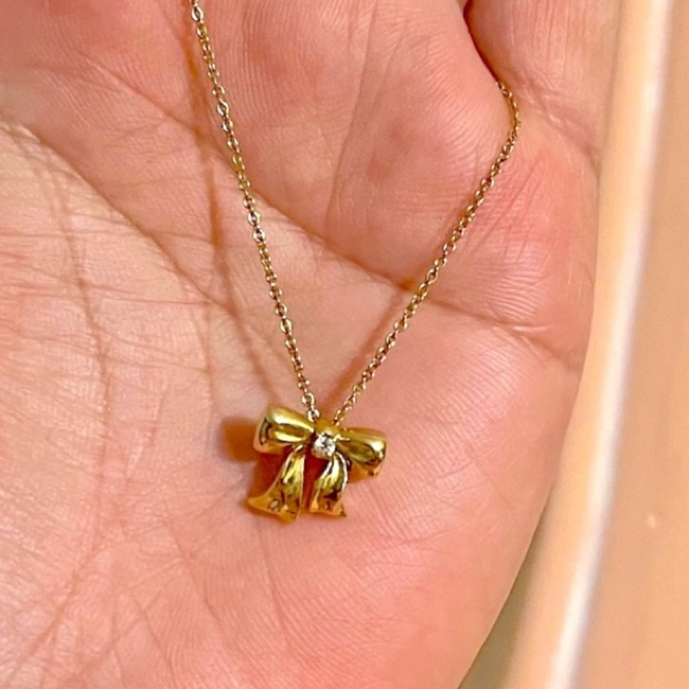 Tiffany and Co. 18K Diamond Engagement Ring & Diamond bow necklace BUNDLE - Picture 3 of 13